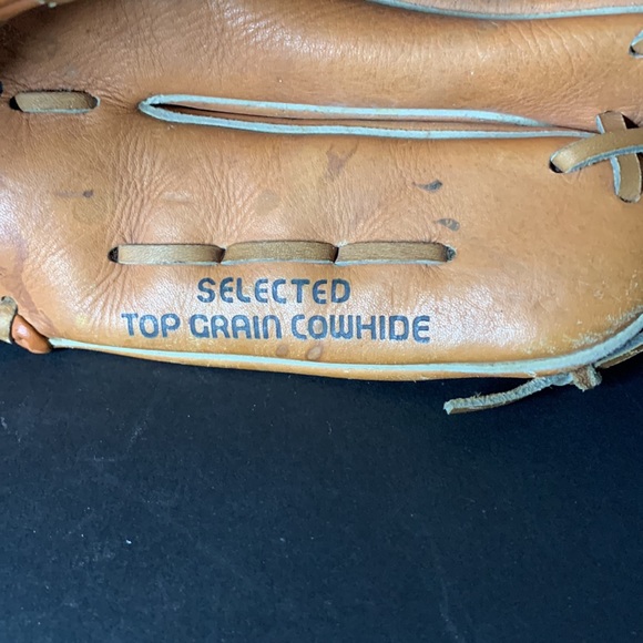 Regent “The Rustler” RHT Handcrafted Top Grain Cowhide Baseball Glove #03850 - Picture 2 of 5